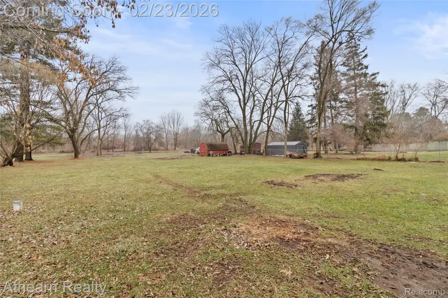 3053 Eastgate Street, Burton, MI 48519 - #3