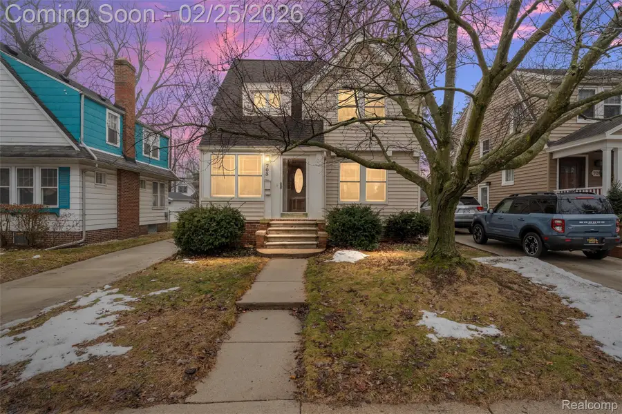 703 W Lewiston Avenue, Ferndale, MI 48220 - #2