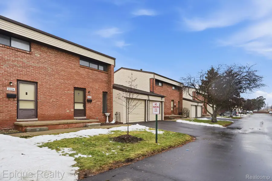 2052 Roman Court, Warren, MI 48092 - #3