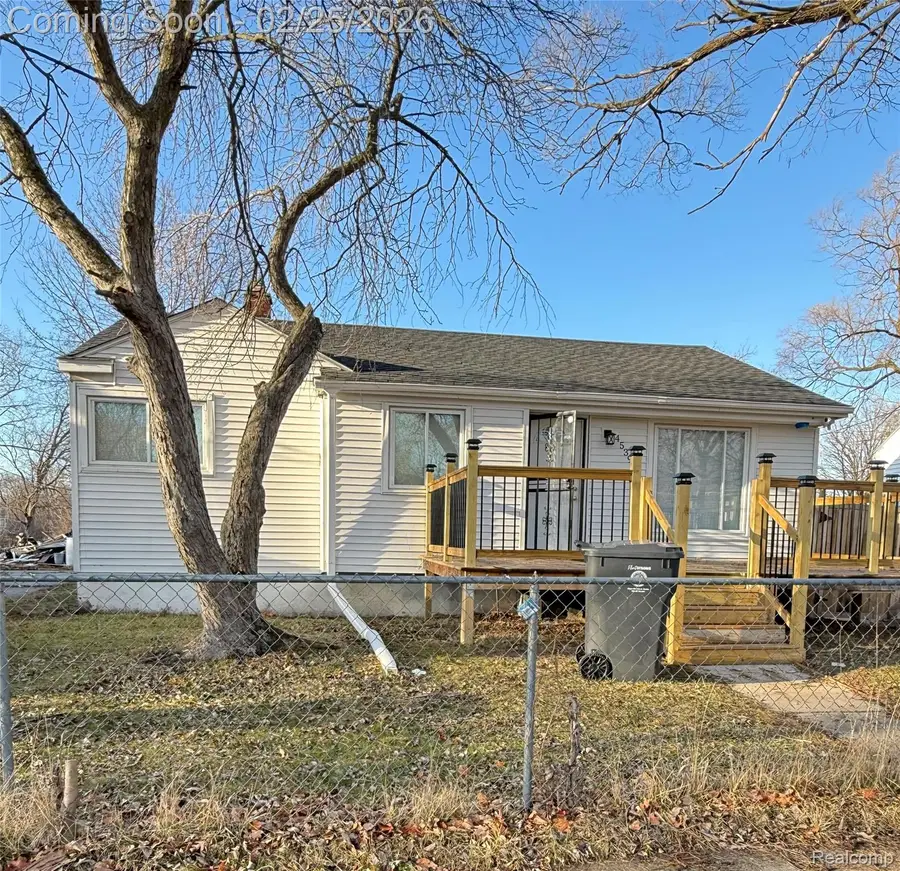4539 Trumbull Drive, Flint, MI 48504 - #2