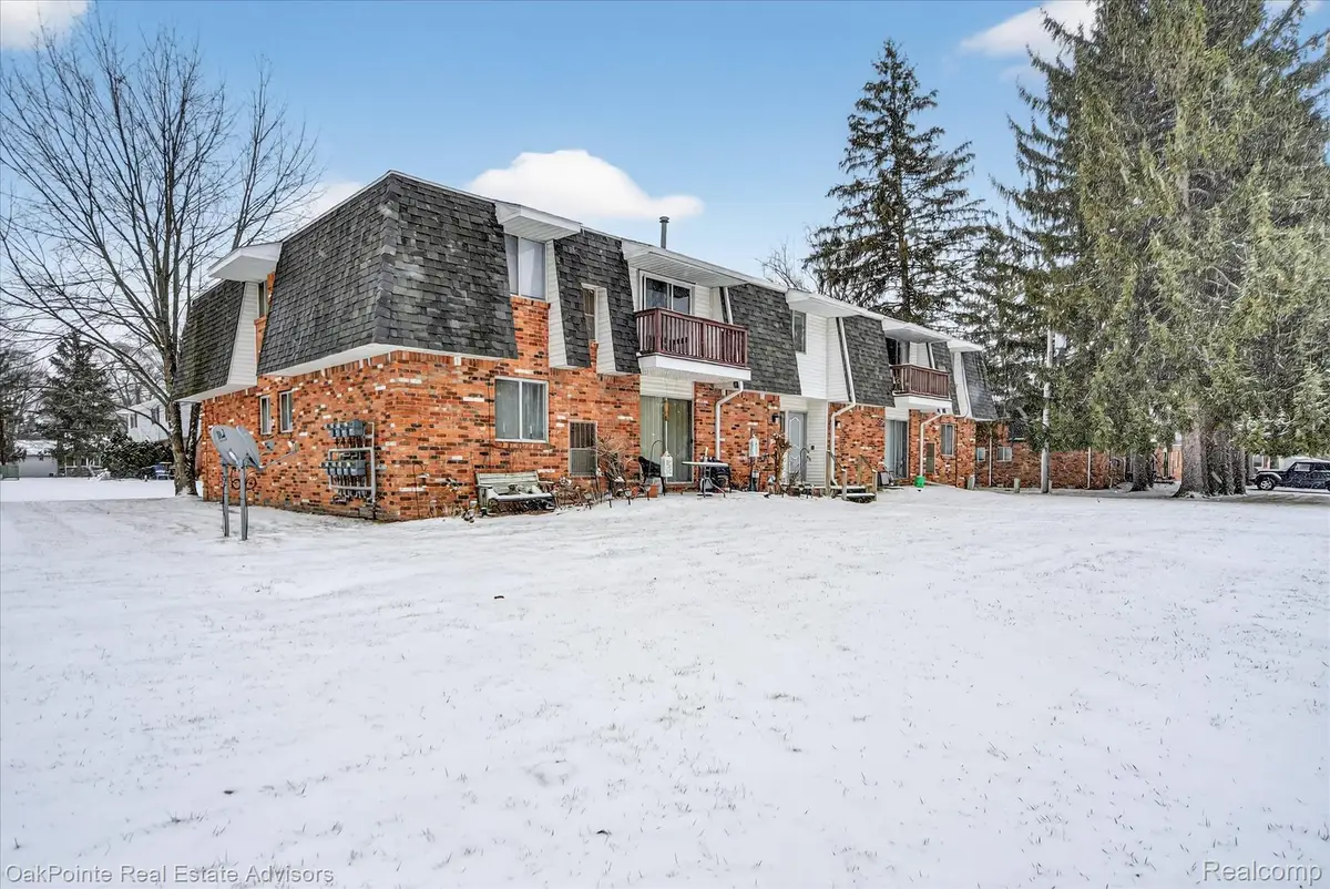 240 Park Street, Pinckney, MI 48169 - #1