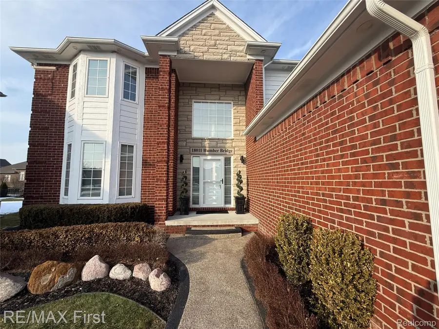 18011 Humber Bridge Drive, Macomb, MI 48042 - #2
