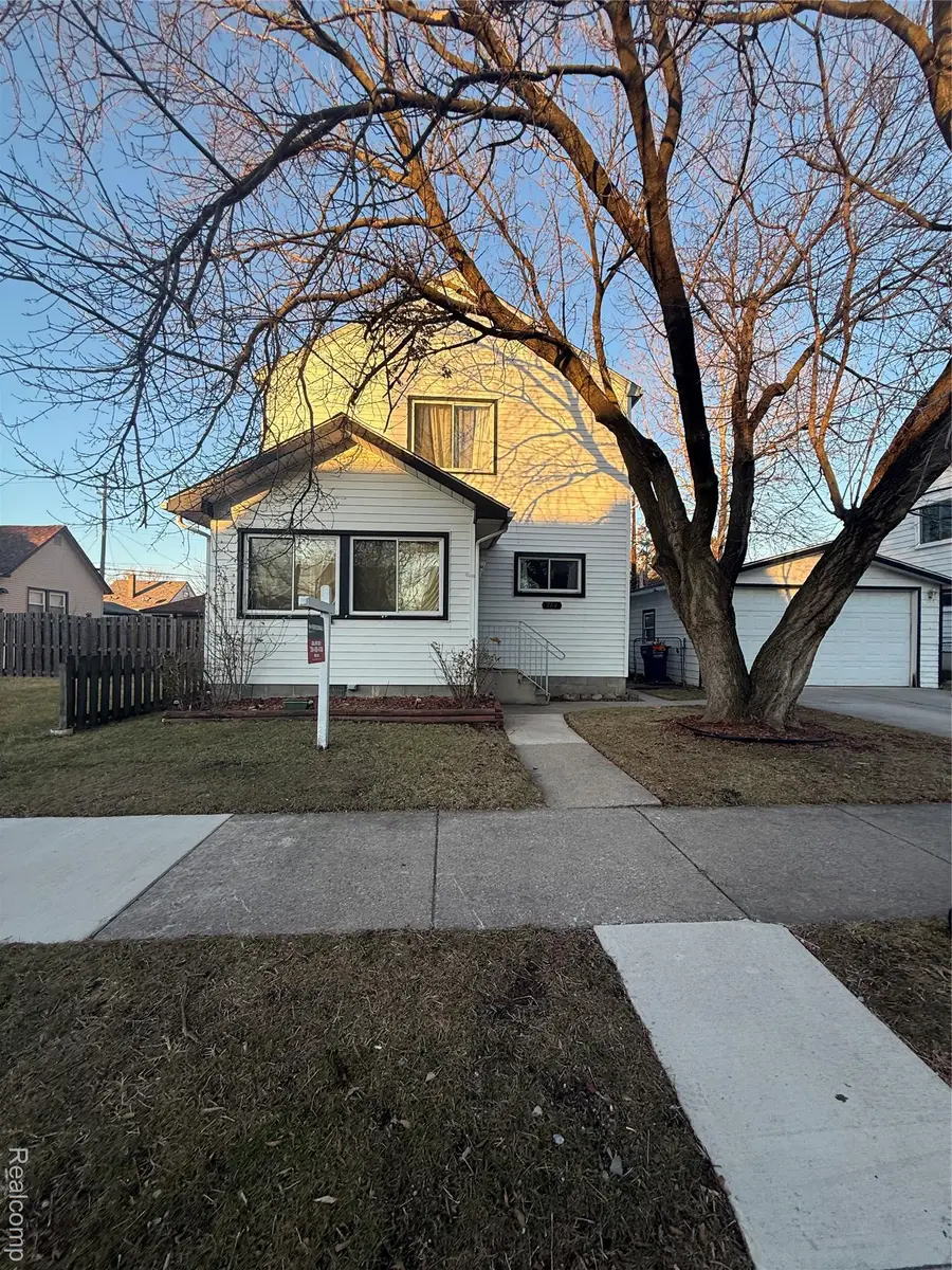 764 White Avenue, Lincoln Park, MI 48146 - #2
