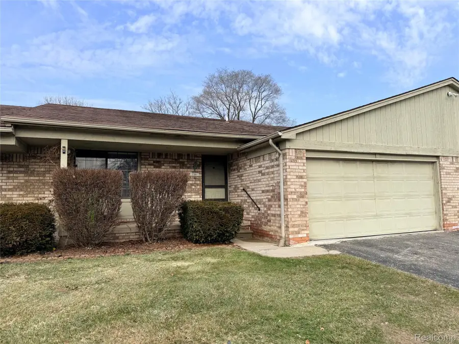 5561 Mansfield Avenue, Sterling Heights, MI 48310 - #2