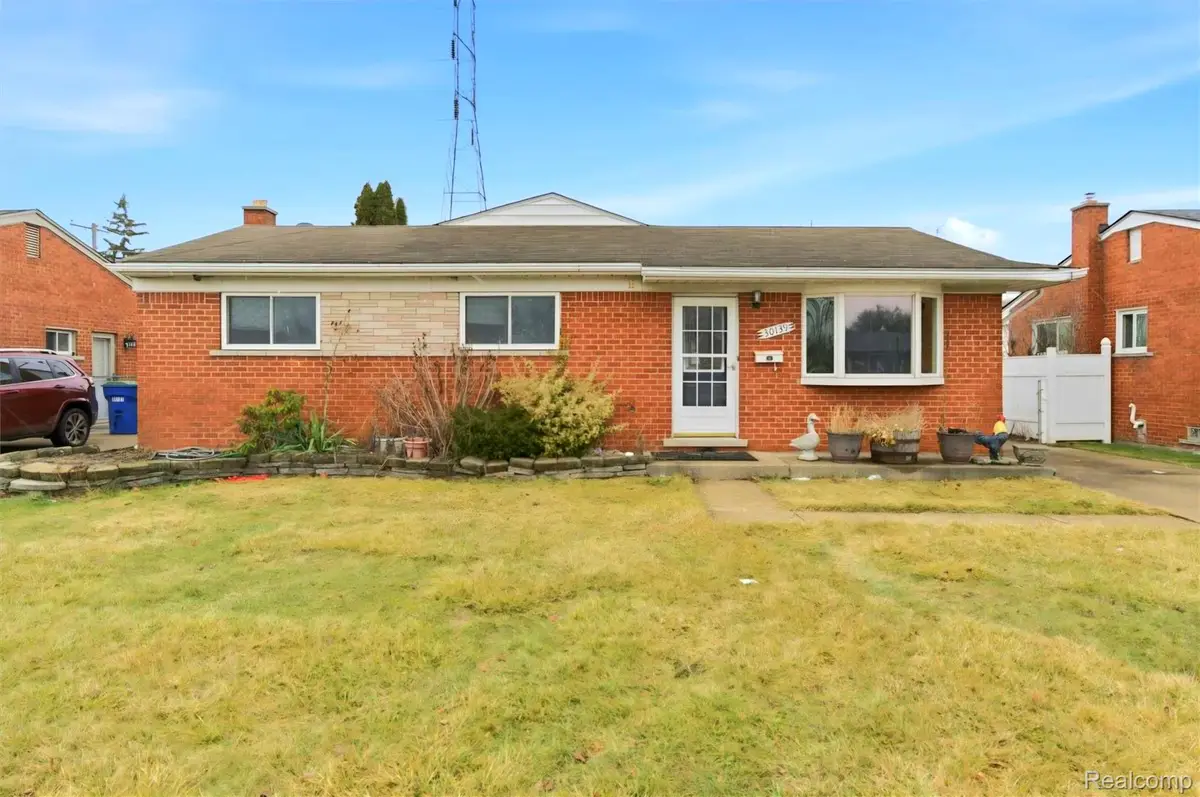 30139 Flanders Avenue, Warren, MI 48088 - #1