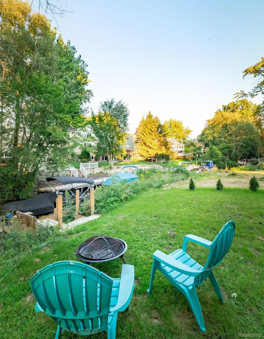 0000 Cheyenne, Waterford, MI 48327 - #2