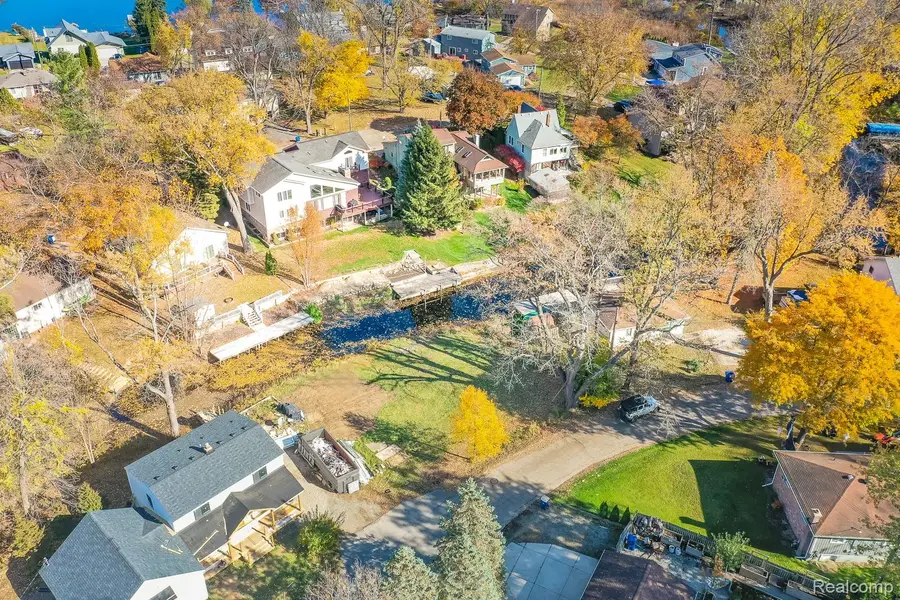 0000 Cheyenne, Waterford, MI 48327 - #3