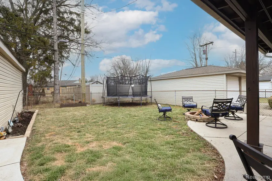 8132 Perrin Avenue, Westland, MI 48185 - #3