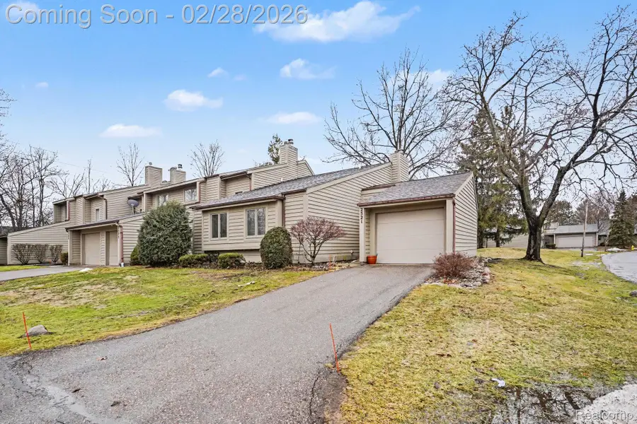 2521 White Oak Place, Flint, MI 48532 - #3