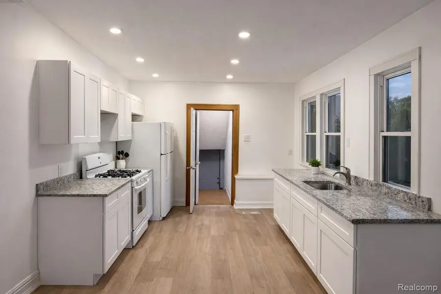 1935 Gladstone Street, Detroit, MI 48206 - #2