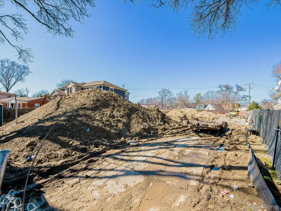 1397 Hazel Street, Birmingham, MI 48009 - #3