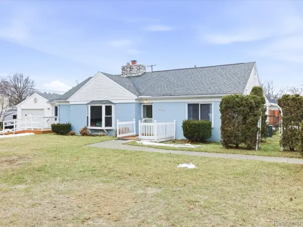 1218 Center Avenue, PortHuron, MI 48060