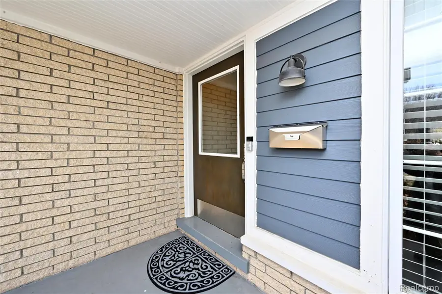 862 S Glenhurst Drive, Birmingham, MI 48009 - #2