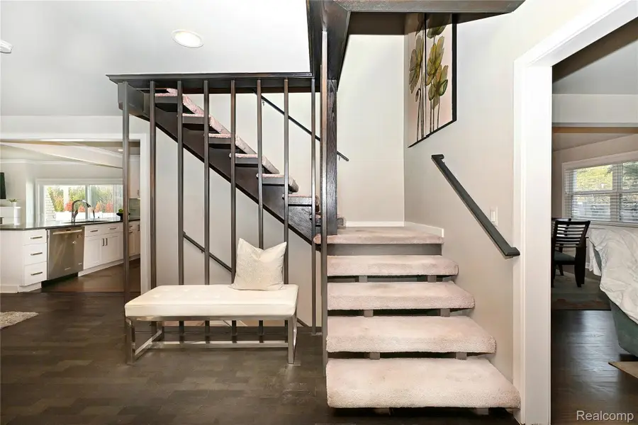 862 S Glenhurst Drive, Birmingham, MI 48009 - #3