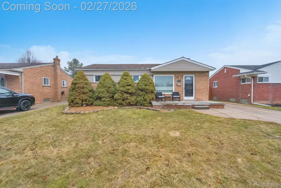 8281 Huron Street, Taylor, MI 48180 - #3