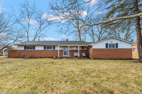 28830 Lorikay Street, FarmingtonHills, MI 48334