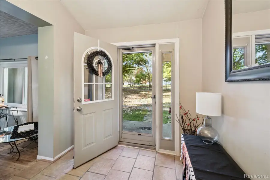 23330 Canfield Avenue, Farmington Hills, MI 48336 - #3