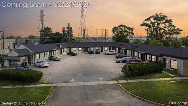 44784 Woodward Avenue, Pontiac, MI 48341