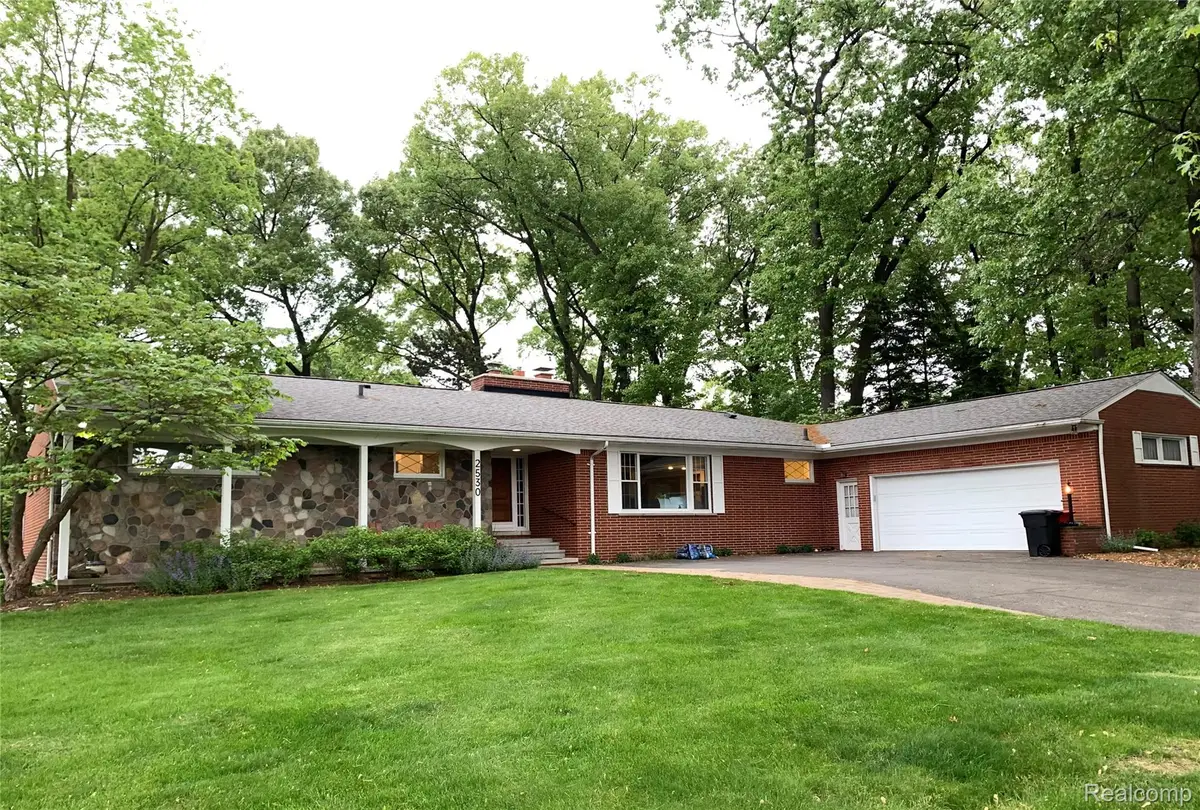 2530 Worcester Road, West Bloomfield, MI 48323 - #1