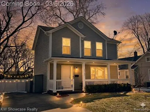 1747 Beechmont Street, Keego Harbor, MI 48320 - #1