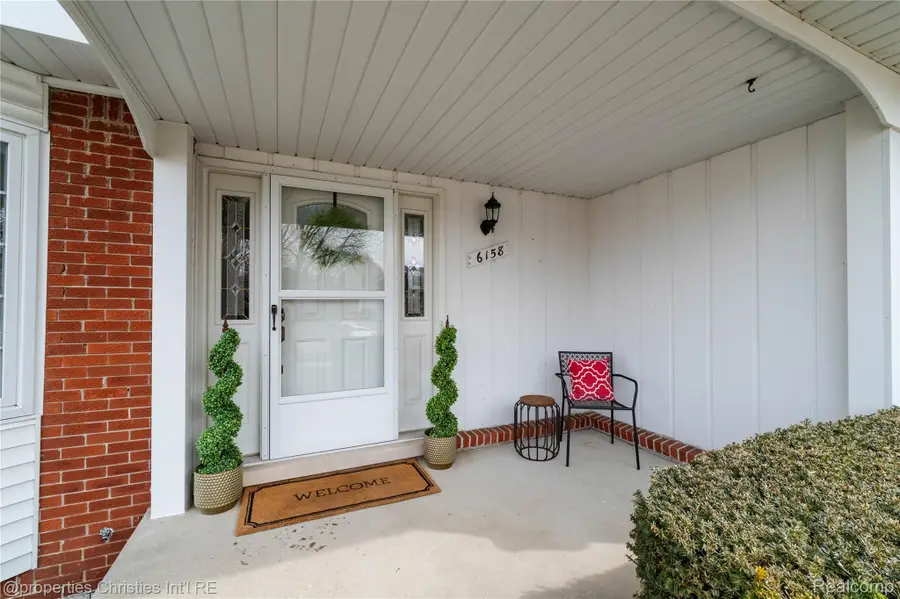 6158 Courtland Drive, Canton, MI 48187 - #3