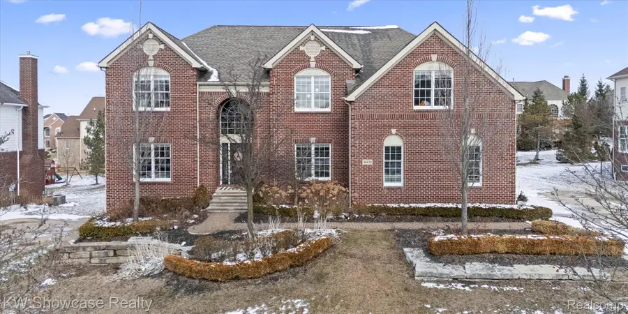 46430 Pinehurst Circle, Northville, MI 48168 - #3