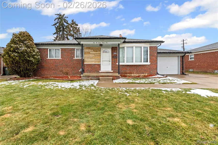 20336 Cedar Street, Saint Clair Shores, MI 48081 - #2