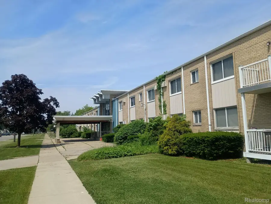 7350 N Inkster Road #118, Dearborn Heights, MI 48127 - #2