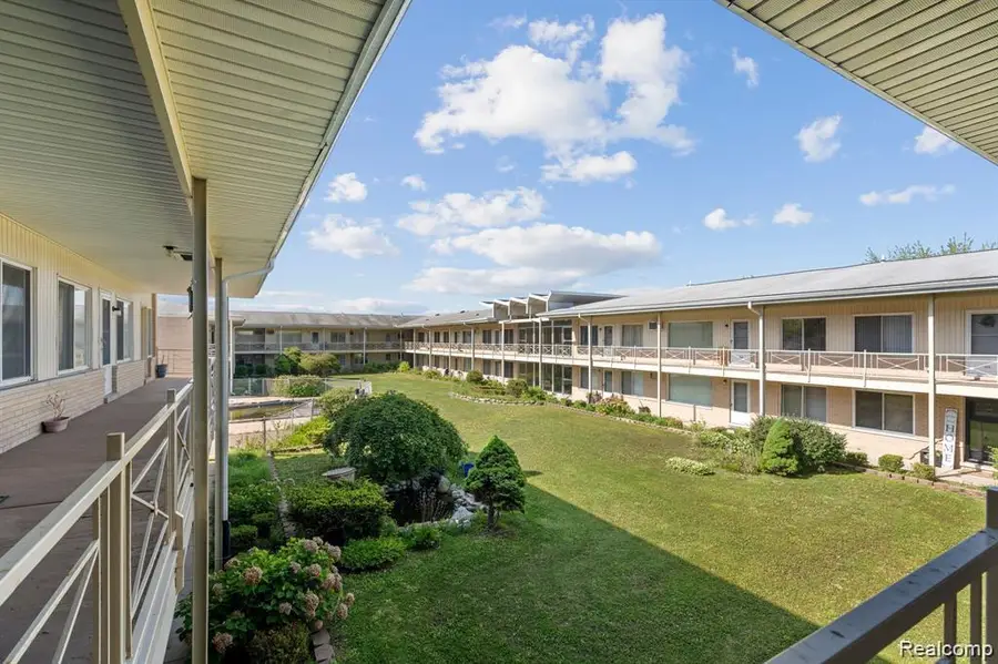 7350 N Inkster Road #118, Dearborn Heights, MI 48127 - #3