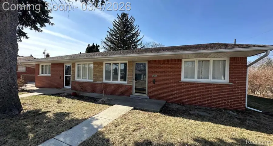 27099 Demrick Street, Roseville, MI 48066 - #2