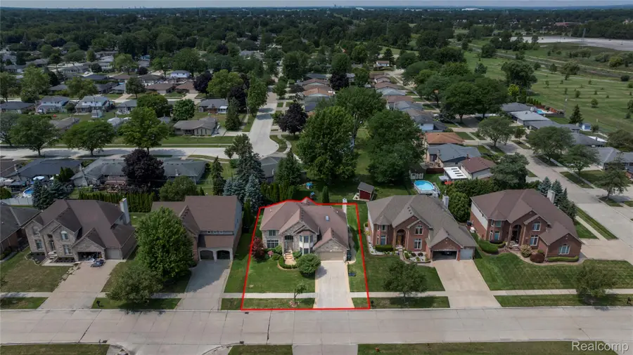 35839 Bella Sera Drive, Sterling Heights, MI 48312 - #3