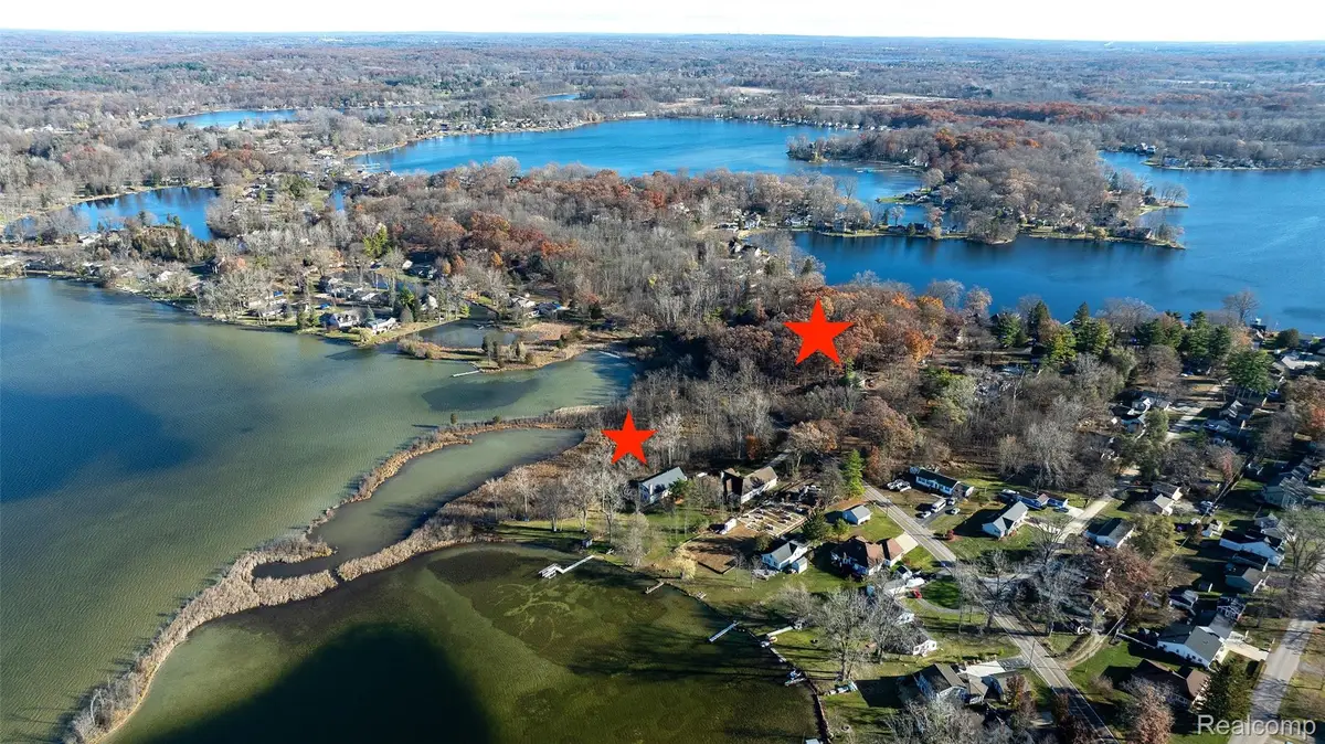 10239 Kress Road, Hamburg, MI 48169 - #1