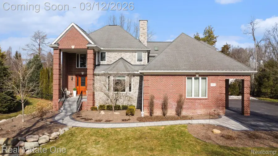 960 Hill Hollow Lane, Milford, MI 48381 - #3