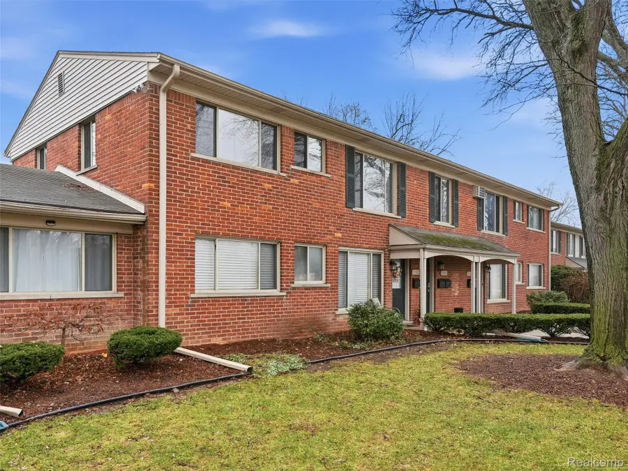 11420 Canal Road #203, Sterling Heights, MI 48314 - #3