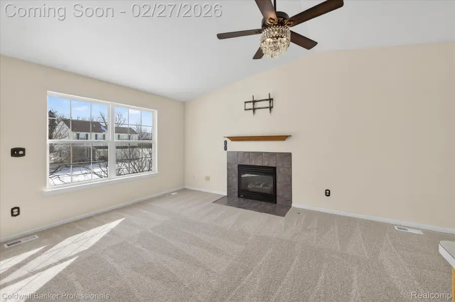 639 Andover Woods Drive, Fenton, MI 48430 - #3