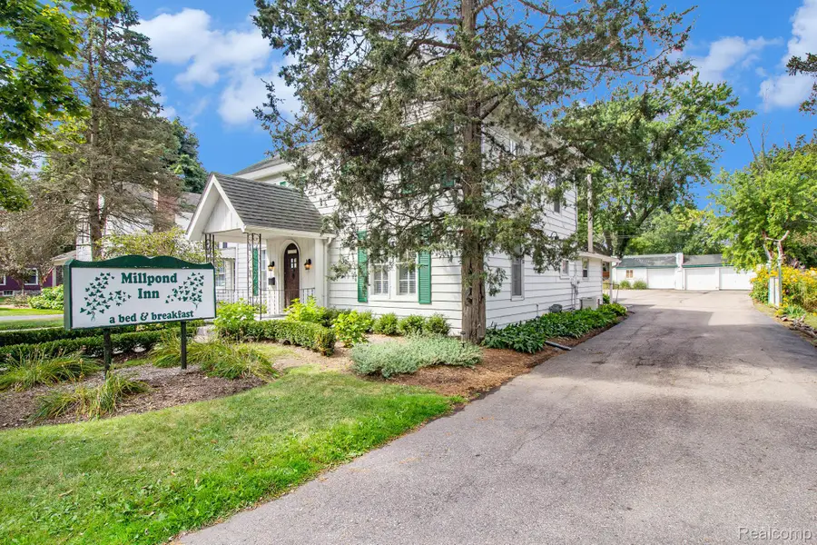 155 N Main Street, Clarkston, MI 48346 - #3