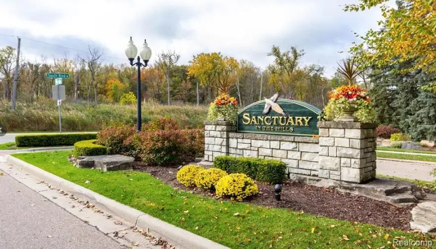 3838 N Winding Brook Cir Circle #3, Rochester Hills, MI 48309 - #3