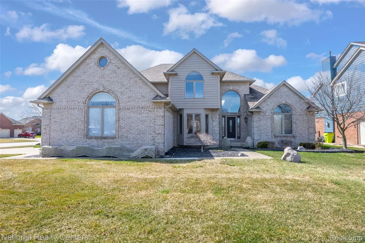 56175 Saint Andrews Drive, Macomb, MI 48042 - #1