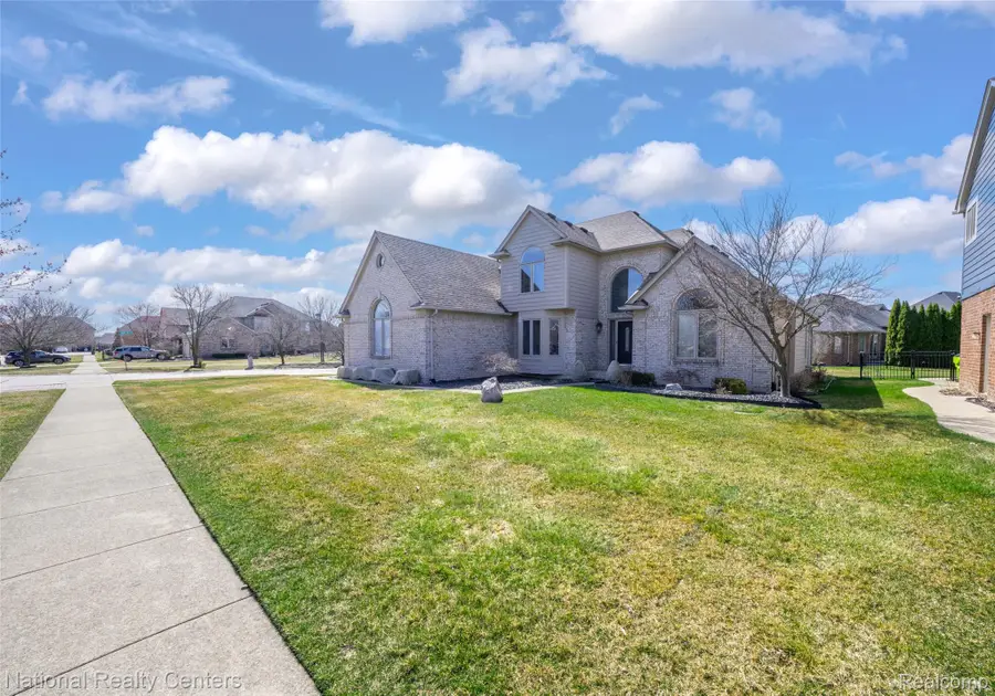 56175 Saint Andrews Drive, Macomb, MI 48042 - #3