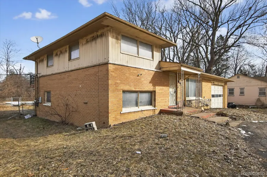 18444 Cornell Road, Southfield, MI 48075 - #3