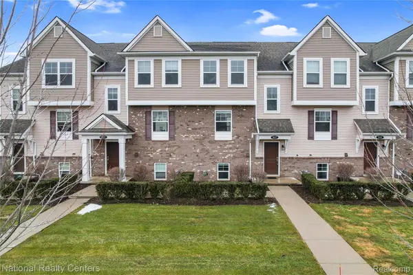 3127 Chambers W, Wixom, MI 48393