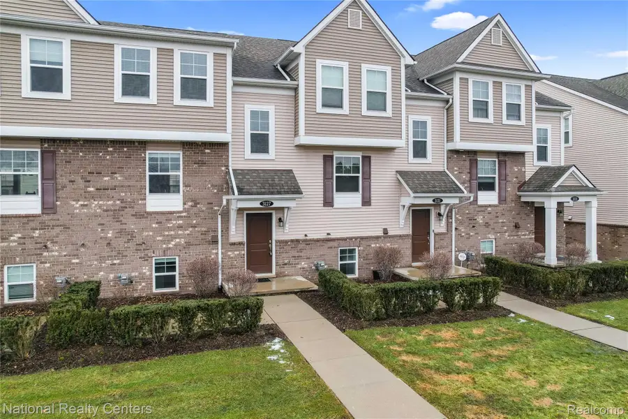 3127 Chambers W, Wixom, MI 48393 - #2