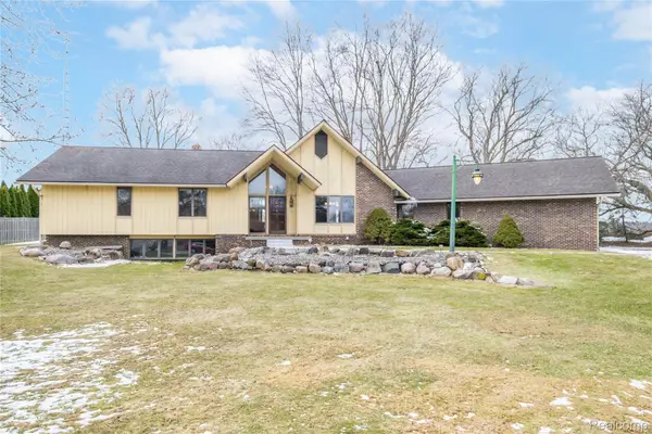 3155 Beech Tree Lane, Flushing, MI 48433