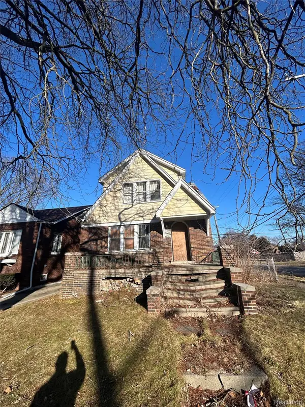 5500 Lakeview Street, Detroit, MI 48213