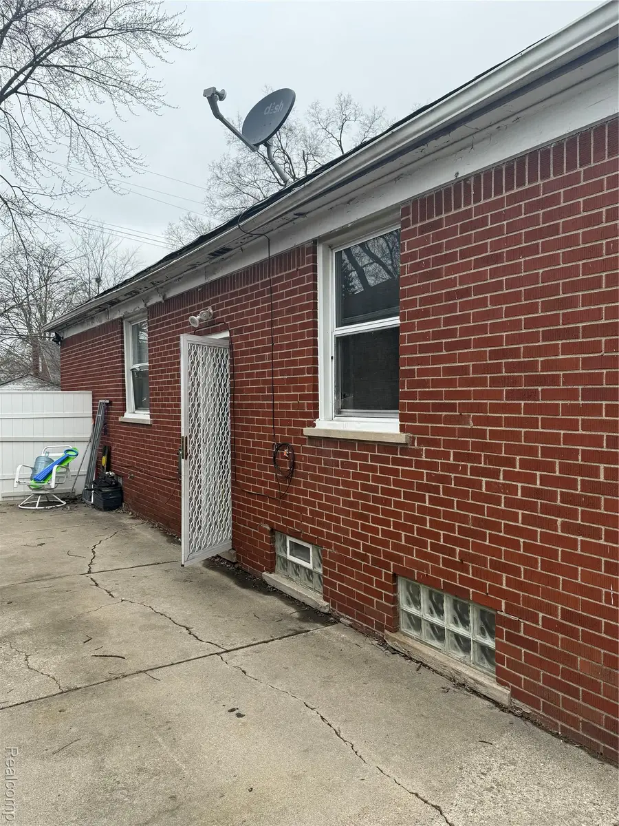 18705 Hoover Street, Detroit, MI 48205 - #3