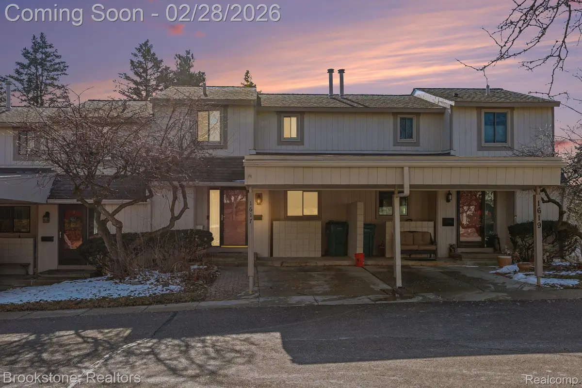 1617 Stoney Brook Drive, Rochester, MI 48309 - #1