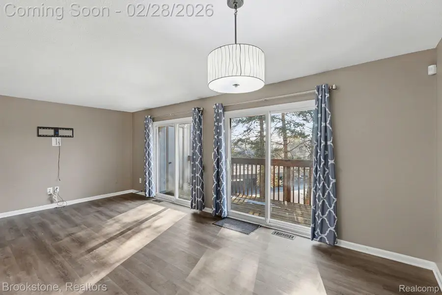 1617 Stoney Brook Drive, Rochester, MI 48309 - #3