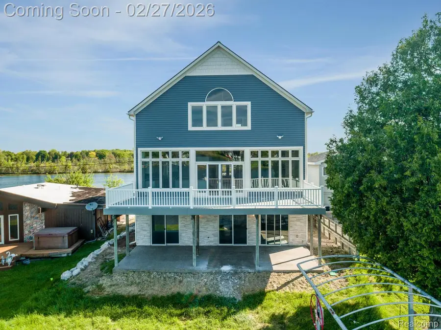 16637 Kings Fairway Lane, Grand Blanc, MI 48439 - #2