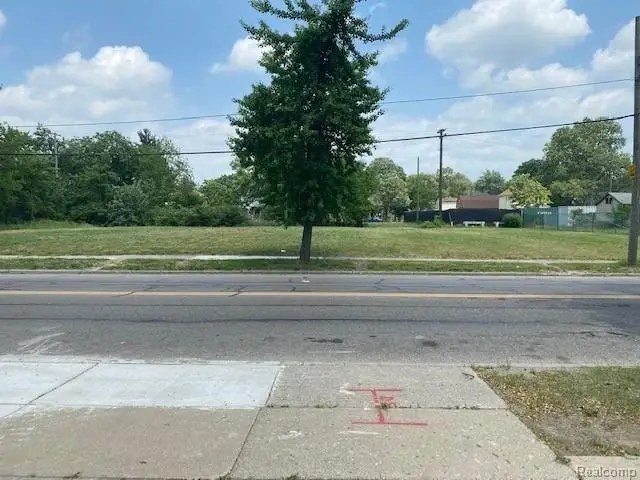 2218 Van Dyke, Detroit, MI 48214 - #2