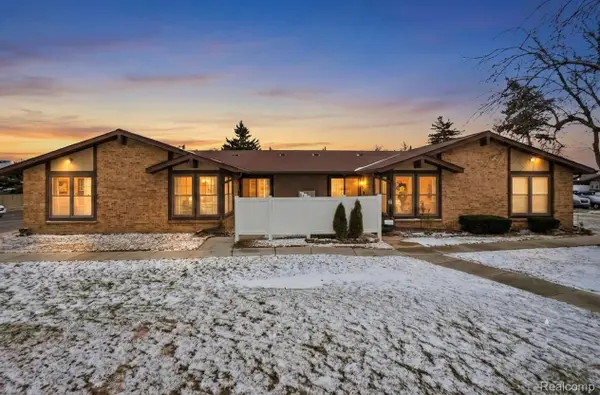 2679 Roundtree Drive, Troy, MI 48083